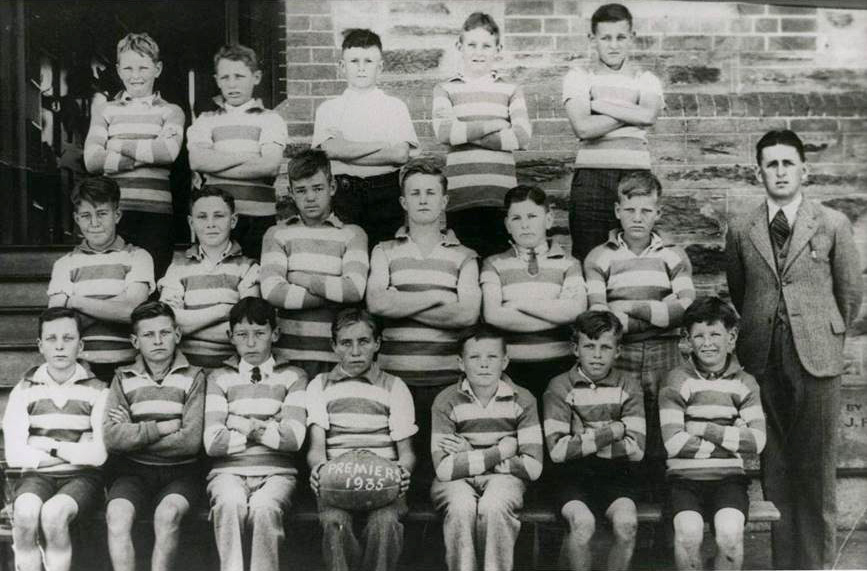 Gawler Primary School â€“ School Football Team, Premiers 1935